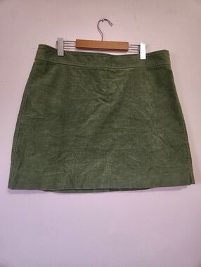 J Crew Corduroy Green Mini Skirt Cotton Zip Back Closure Size 14 EUC Earthy